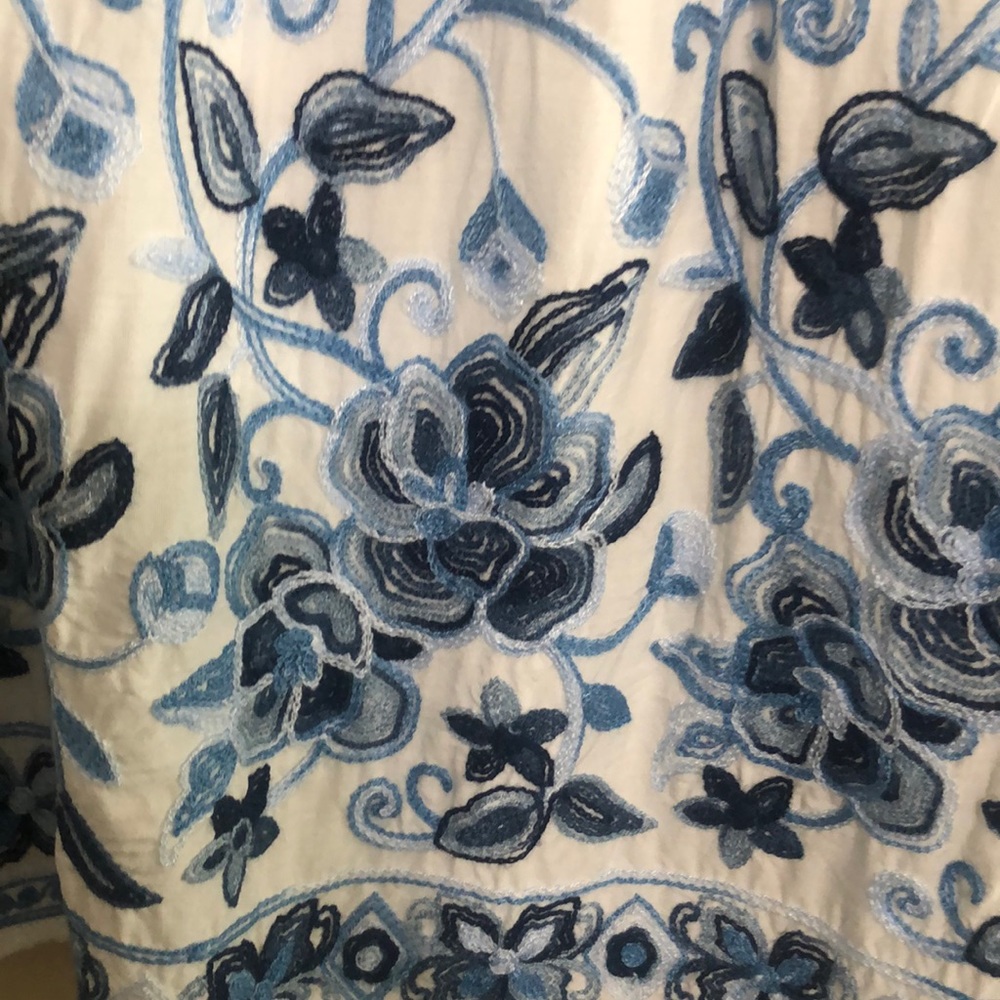 Tunic - Picture 3 of 5